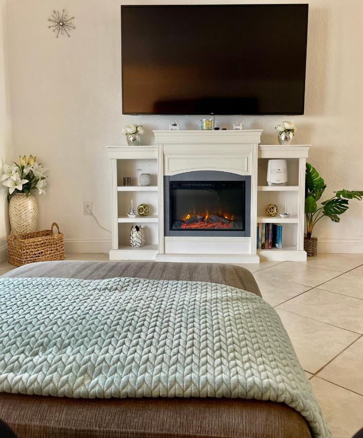 Bright And Beachy 2Bed 1Bath Home - Unit 210 โคโคบีช ภายนอก รูปภาพ