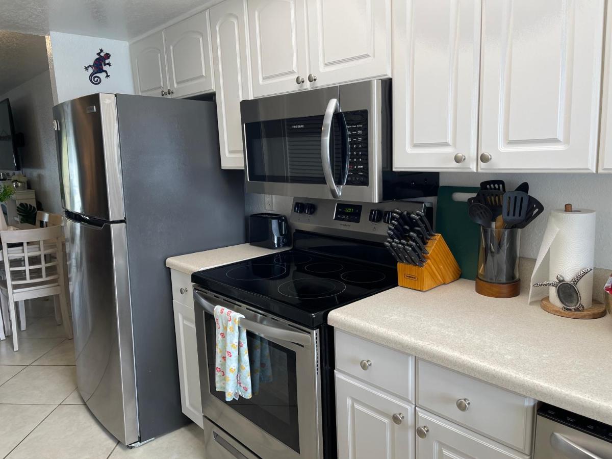 Bright And Beachy 2Bed 1Bath Home - Unit 210 โคโคบีช ภายนอก รูปภาพ